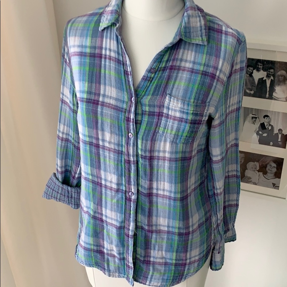 Lot of 2 shits M S Charlotte Russe Old Navy